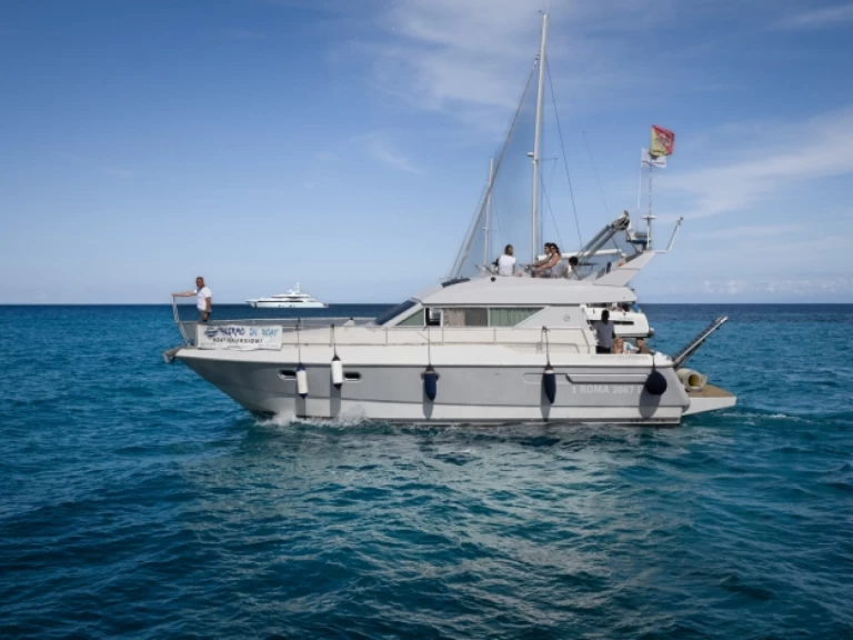 Bootverhuur La Cala (porto Palermo) goedkoop Mochi Craft 42 Fly