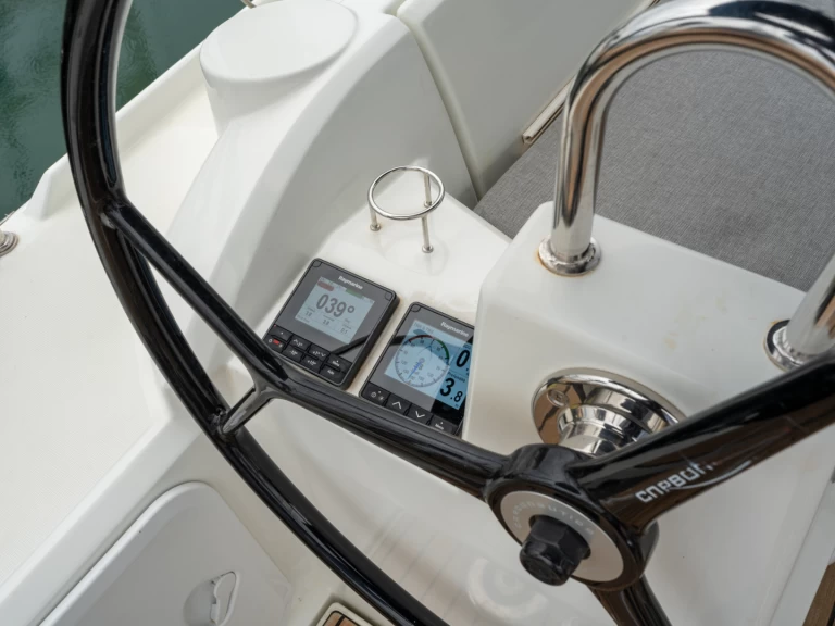 Bootverhuur Salerno goedkoop Oceanis 34.1