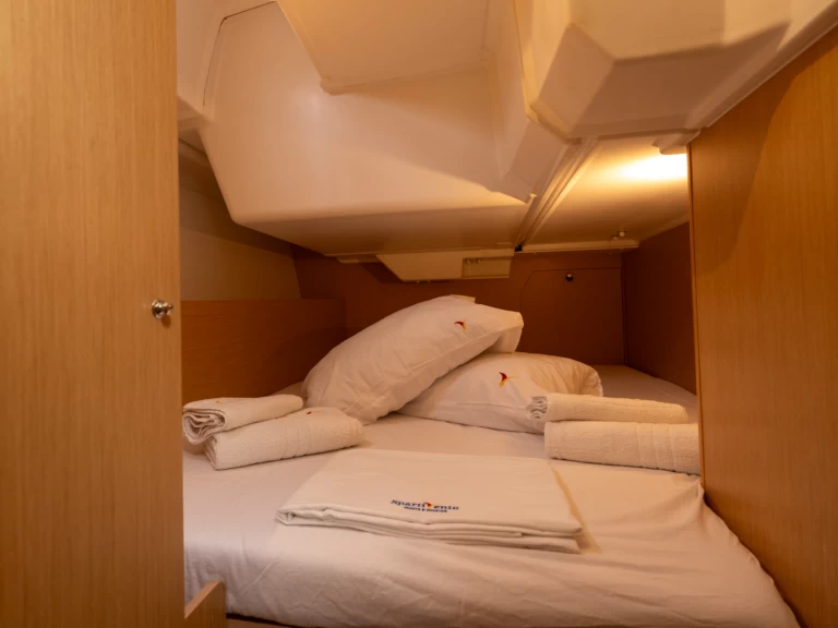 Huur Zeilboot met of zonder schipper Bénéteau in Salerno