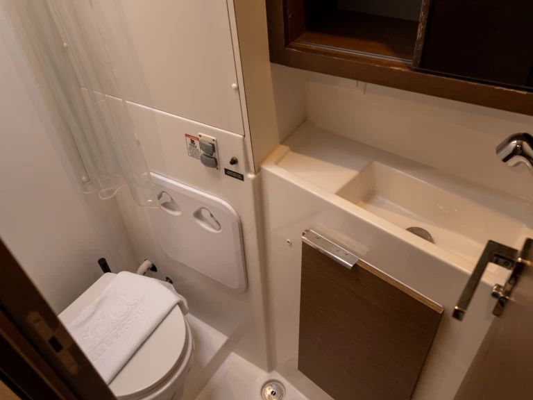 Lagoon Lagoon 40 te huur van particulier of professional in Salerno