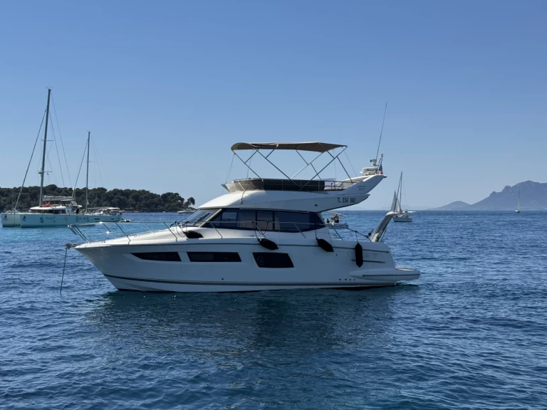Jachthuur in Antibes - Jeanneau Prestige 350 Fly via SamBoat