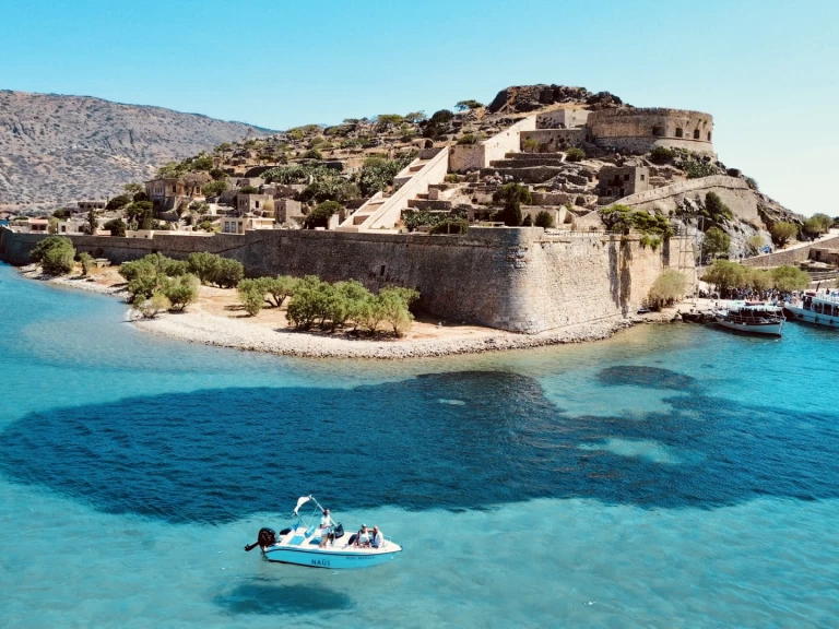 Huur Motorboot met of zonder schipper Poseidon in Agios Nikolaos