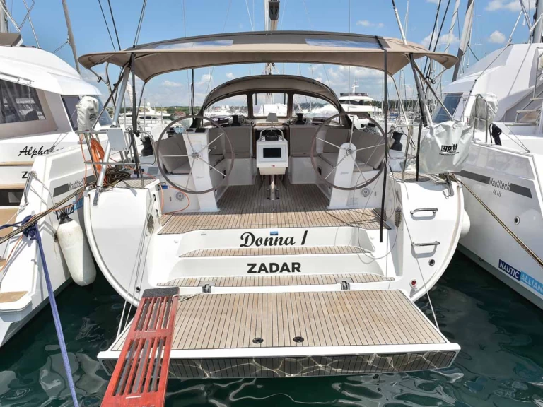 Verhuur Zeilboot in Biograd na Moru - Bavaria Cruiser 51