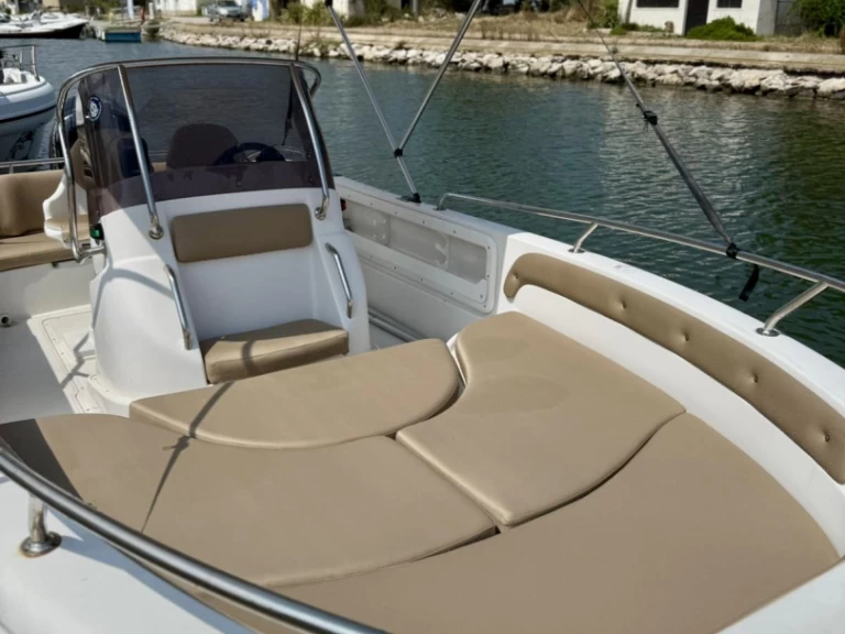 Huur een Ranieri Pathfinder in Carnon-Plage