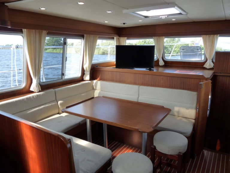 Verhuur Motorboot  met vaarbewijs