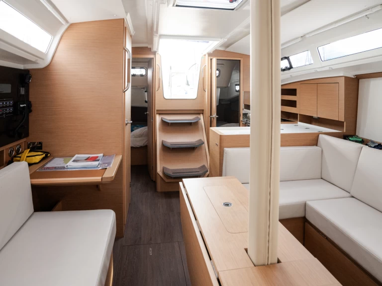 Huur Zeilboot met of zonder schipper Jeanneau in Castiglioncello