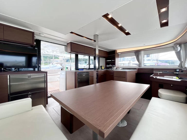 Verhuur Catamaran in Capo d'Orlando - Lagoon Lagoon 46