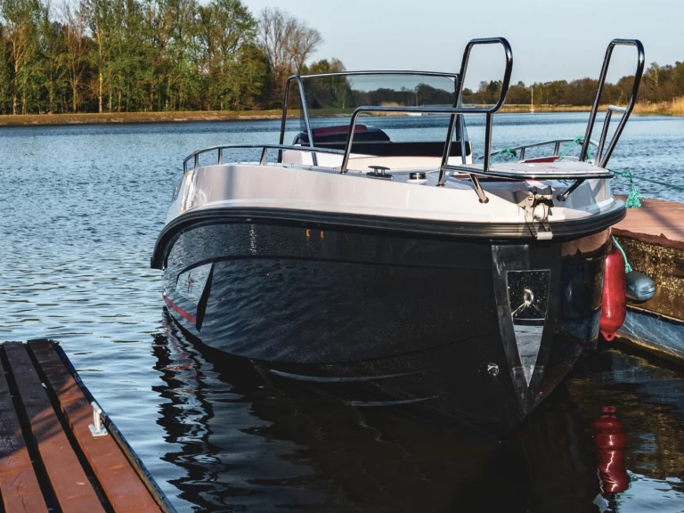 Motorboot te huur in Trogir voor de beste prijs