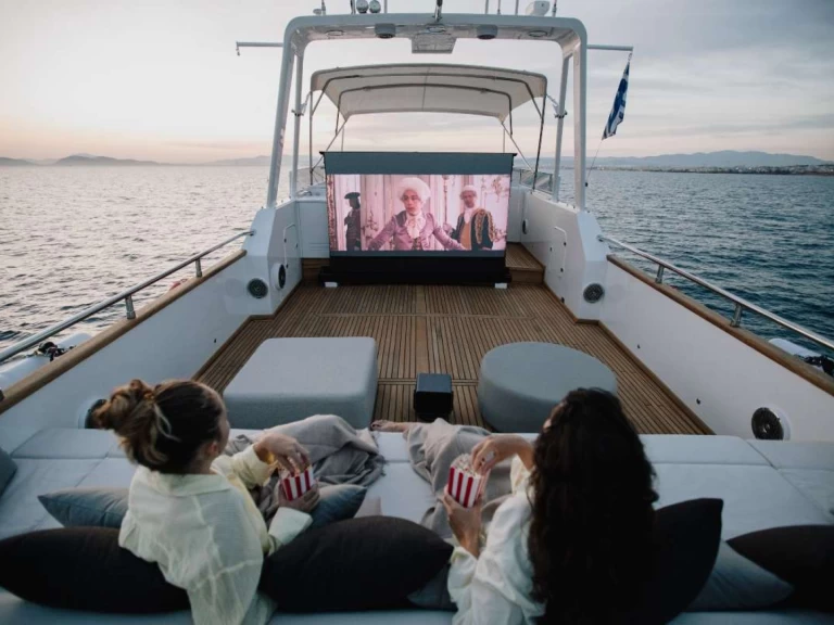 Huur Jacht met of zonder schipper Versilcraft in Athene