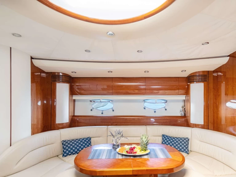 Jachthuur in Athene - Princess, UK EVENIA via SamBoat