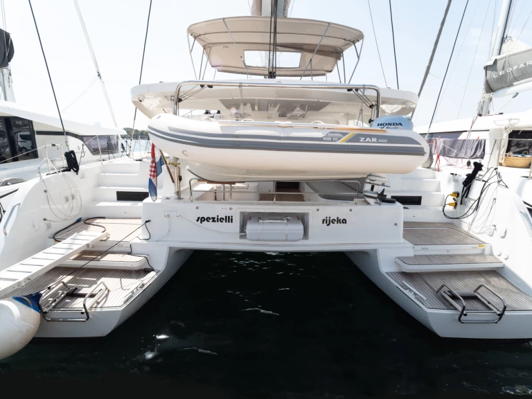 Bootverhuur Lagoon Lagoon 46 in Le Marin via SamBoat