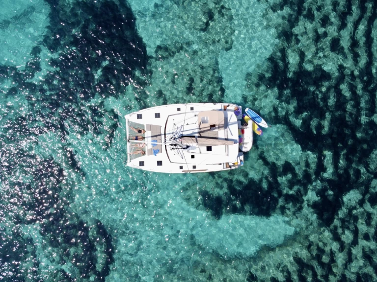 Bootverhuur Fountaine Pajot Astrea 42 in Kaštela via SamBoat