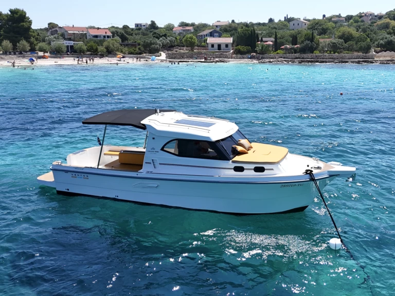 Motorboot te huur in Trogir voor de beste prijs