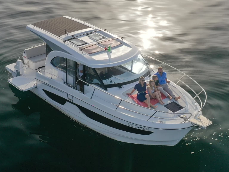 Bootverhuur Napels goedkoop Antares 11