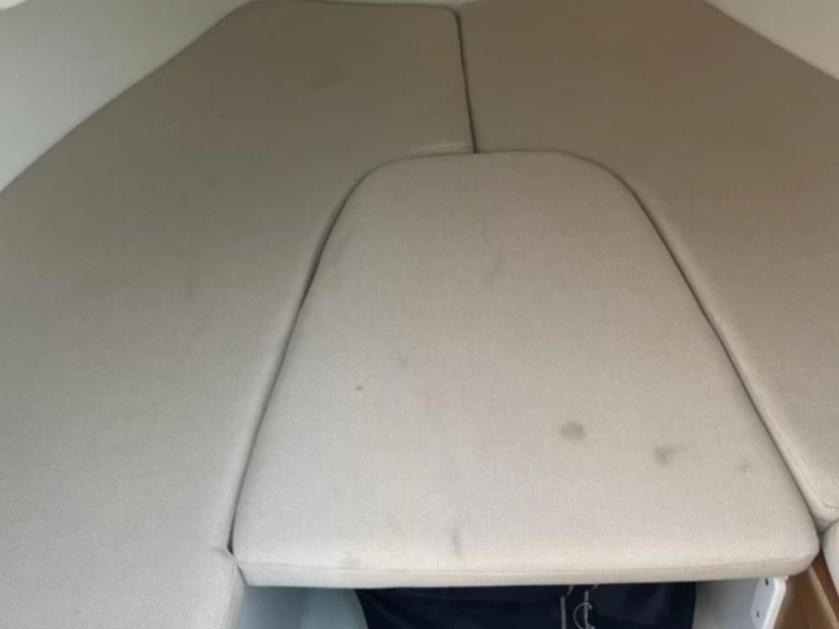 Jeanneau Cap Camarat 5.5 CC Serie 2 te huur van particulier of professional in Palavas-les-Flots