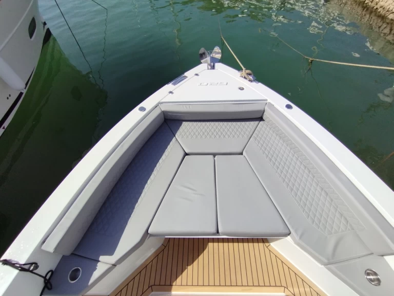 Huur een DE ANTONIO Yachts D29 Open in Mahón