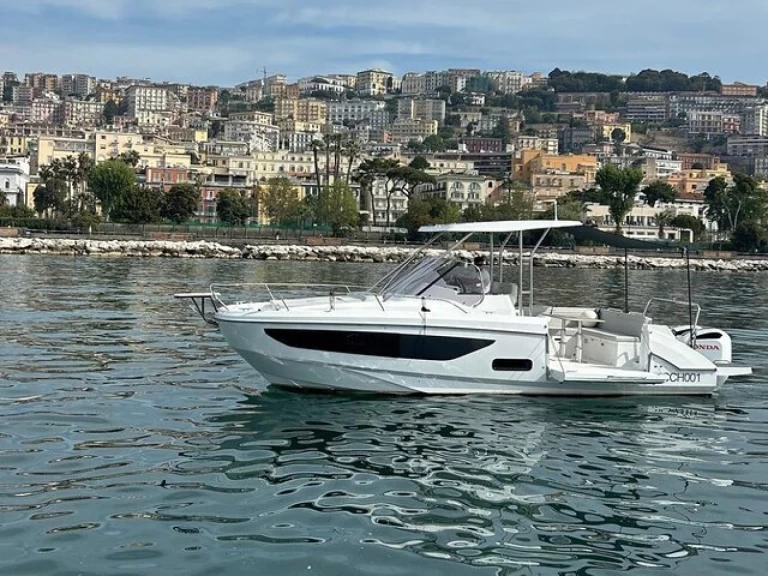 Verhuur Motorboot Bénéteau met vaarbewijs
