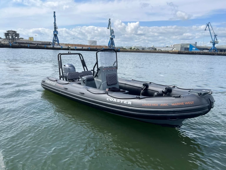 Huur een Highfield COASTER 60 in Lorient