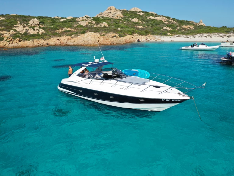 Huur een Sunseeker Camargue 44 in Cannigione