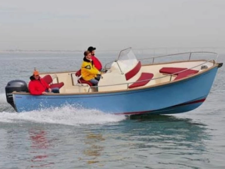 Bootverhuur Rea REA 23 OPEN MARINE in Toulon via SamBoat