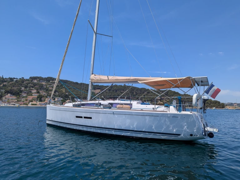 Bootverhuur Saint-Mandrier-sur-Mer goedkoop Dufour 375 Grand Large