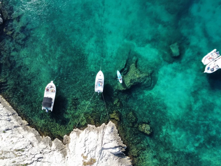 Verhuur Motorboot in Marseille - B2 Marine Cap Ferret 550