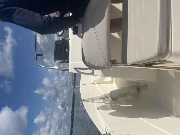 Huur een Quicksilver Activ 505 in Le Palais