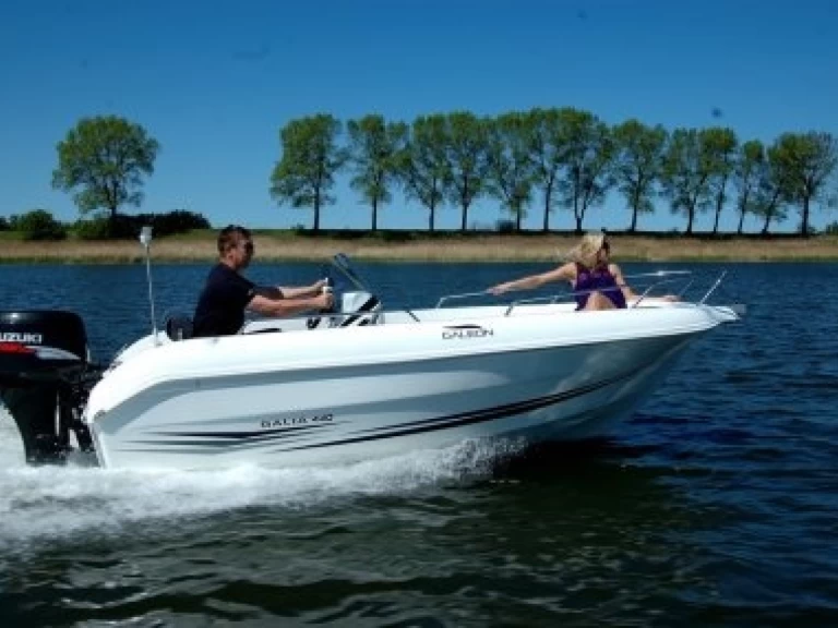 Motorboot te huur in Portocolom voor de beste prijs