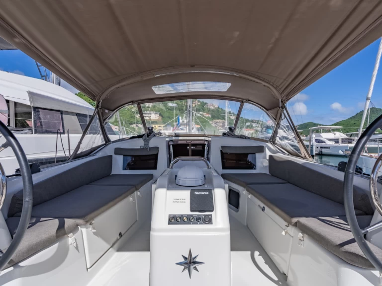 Verhuur Zeilboot Jeanneau met vaarbewijs