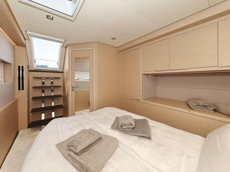 Catamaran te huur in Sukošan voor de beste prijs