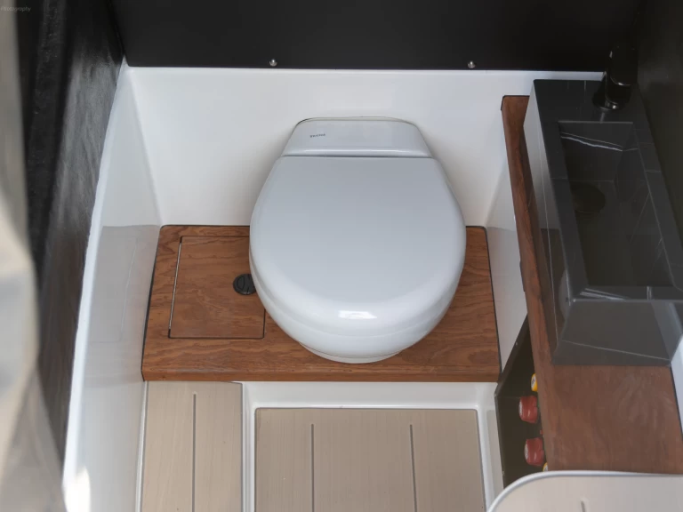 Bootverhuur Alyki goedkoop Rock Marine 36