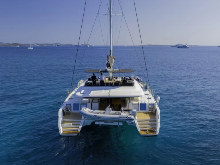 Huur een Lagoon Lagoon 620 in Cugnana Verde