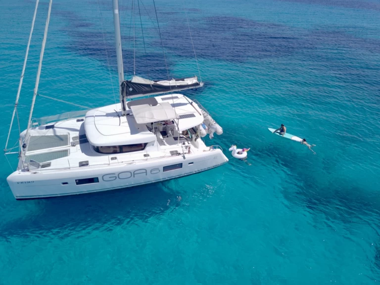 Verhuur Catamaran in Marina Vallarta - Lagoon Lagoon 42