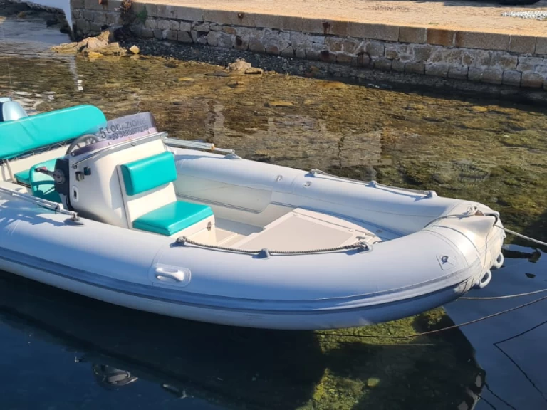 Verhuur RIB MV Marine met vaarbewijs
