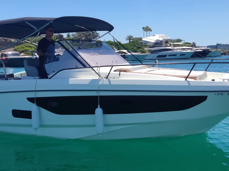 Bootverhuur Mahón goedkoop FLYER 9 SUNdeck