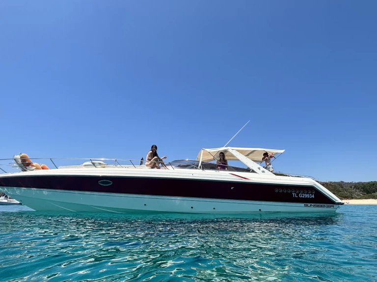 Verhuur Motorboot Sunseeker met vaarbewijs