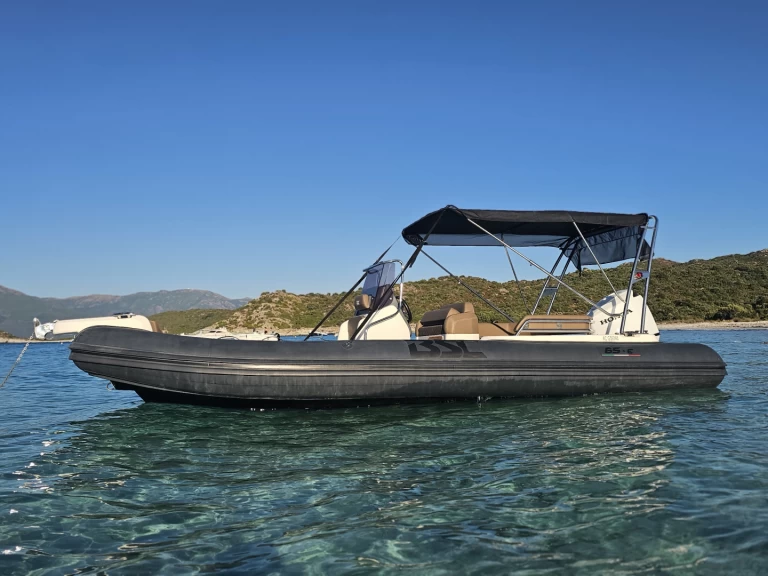 Verhuur RIB Bsc met vaarbewijs