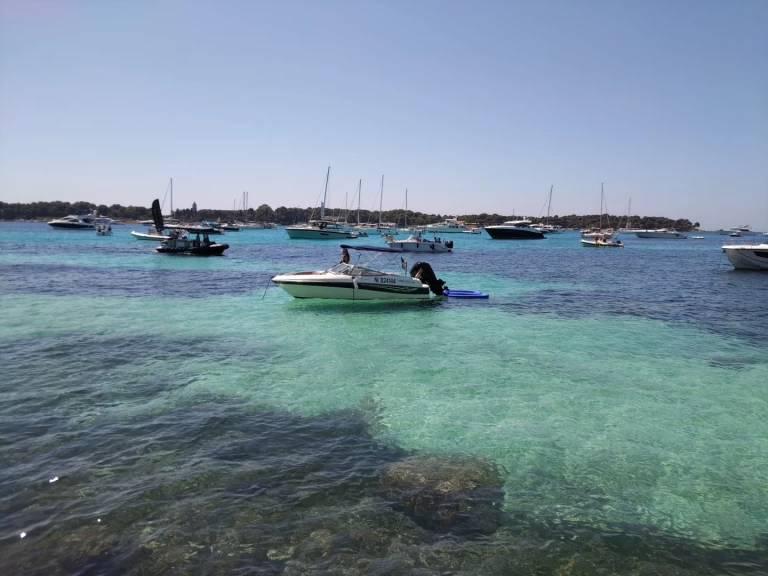 Jachthuur in Vieux Port de Cannes - Four Winns Horizon 180 via SamBoat