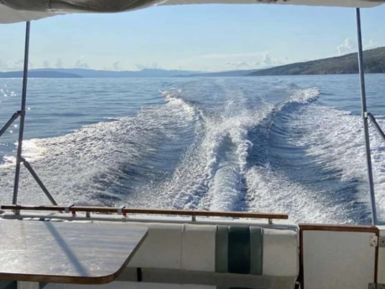 Verhuur Motorboot Sea Ray met vaarbewijs