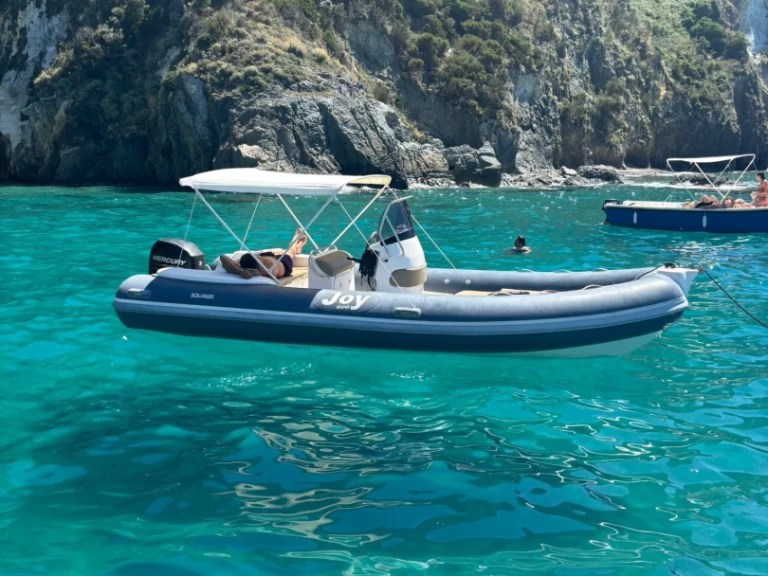 Huur RIB met of zonder schipper Joy in Ponza