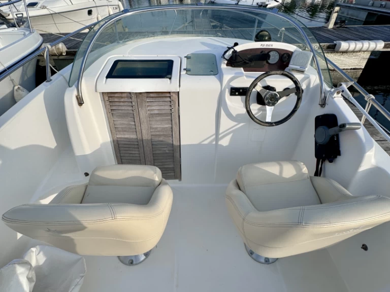 Motorboot te huur in Lézardrieux voor de beste prijs