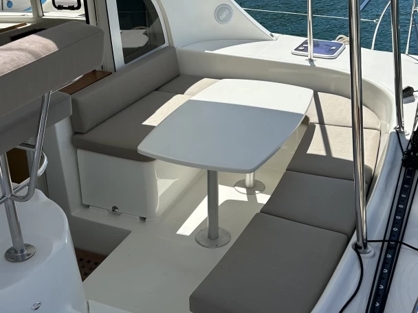 Jachthuur in Omiš - Lagoon Lagoon 380 S2 via SamBoat