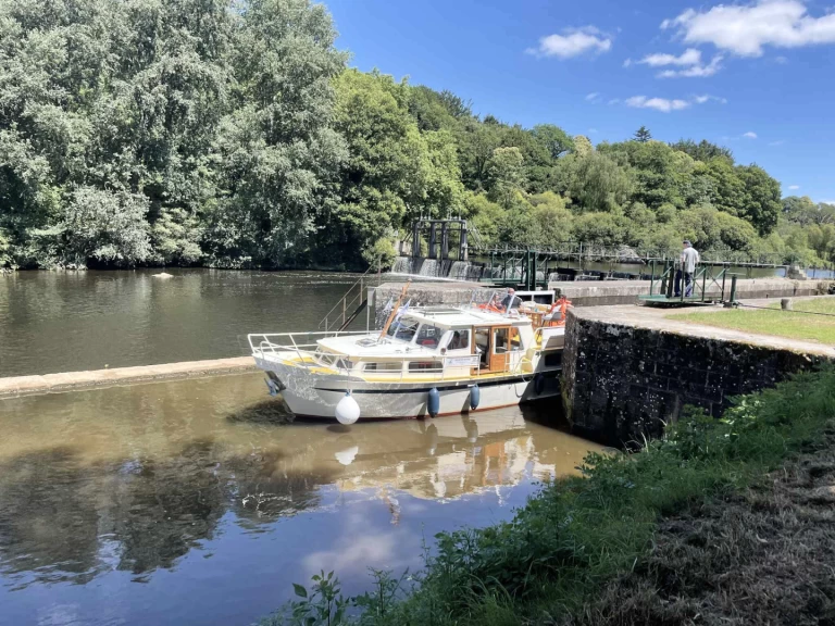 Pedro 1020 te huur van particulier of professional in Saint-Nicolas des Eaux