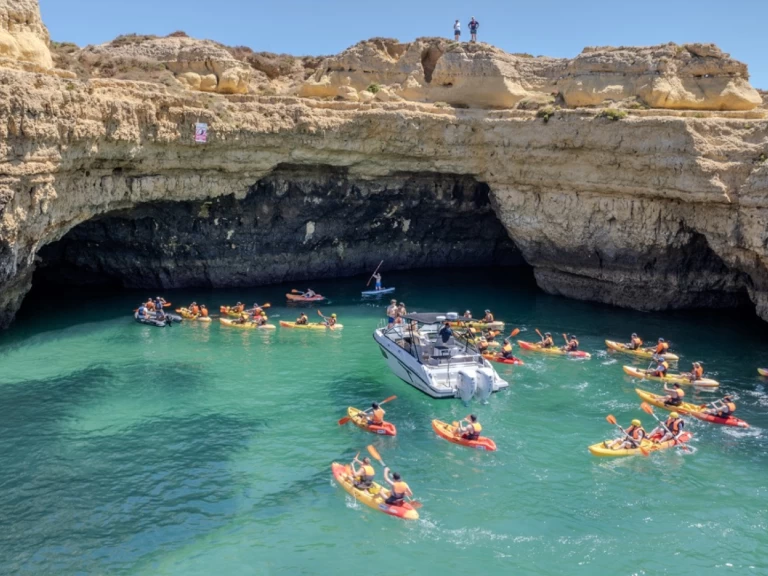 Verhuur Motorboot Finnmaster met vaarbewijs