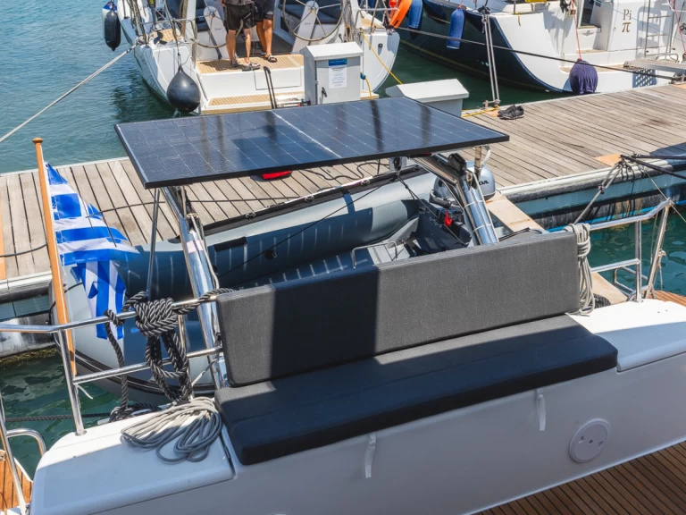 Bootverhuur Lagoon Lagoon 40 in Gouviá via SamBoat