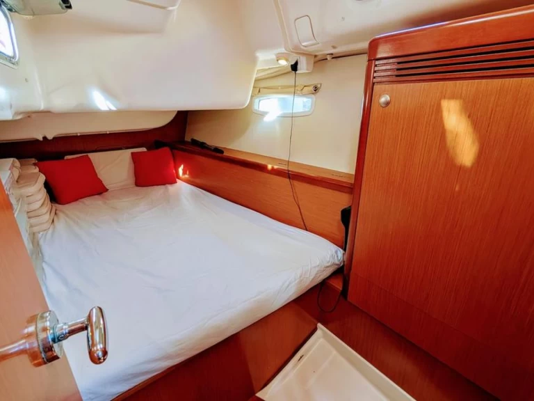 Bénéteau Oceanis 40 te huur van particulier of professional in Puerto Altea