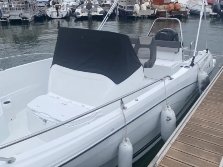 Huur Motorboot met of zonder schipper Jeanneau in Arcachon