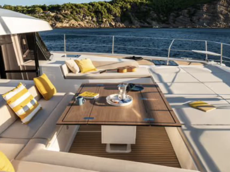 Huur een 15 BALI 5.8 in Port Cogolin