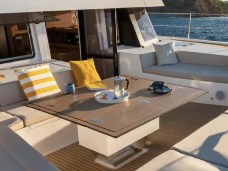 Verhuur Catamaran in Port Cogolin - 15 BALI 5.8