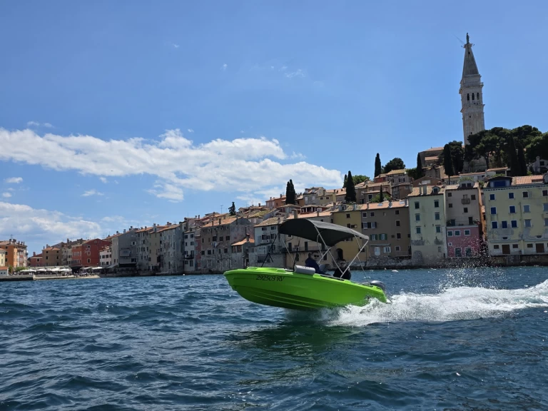 Verhuur Motorboot ROTO met vaarbewijs
